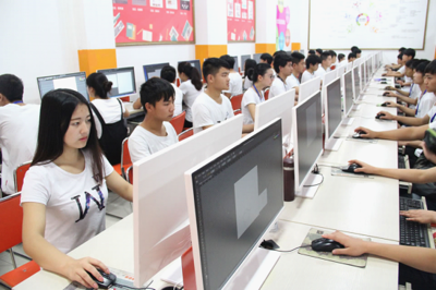 学技术赢未来 中高考失利，如何用计算机能力开启人生新篇章